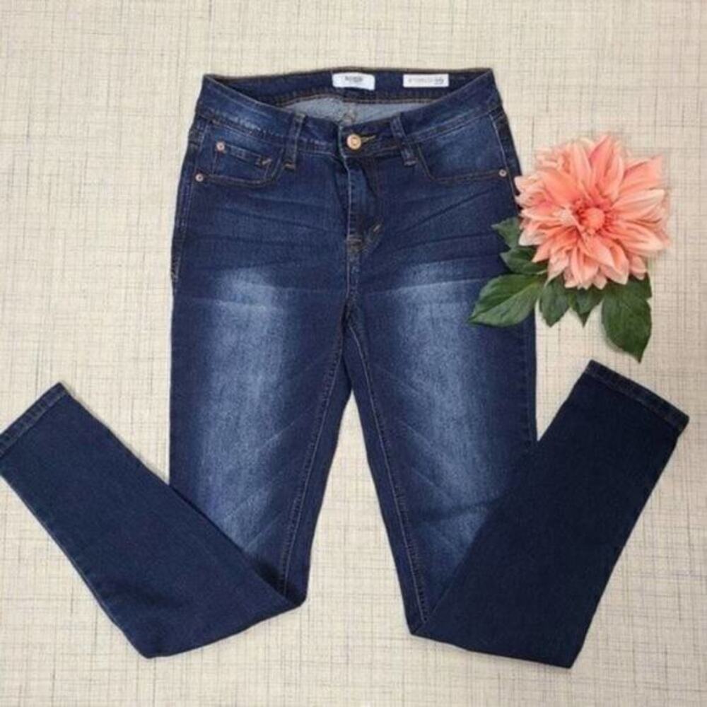 Kensie Effortless Ankle Mid Rise‎ Dark Wash 26
